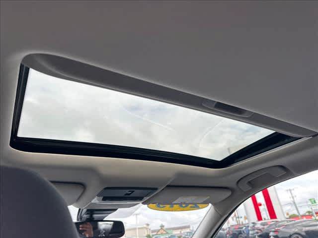 Used 2019 Nissan Altima 2.5 SV FWD image 11