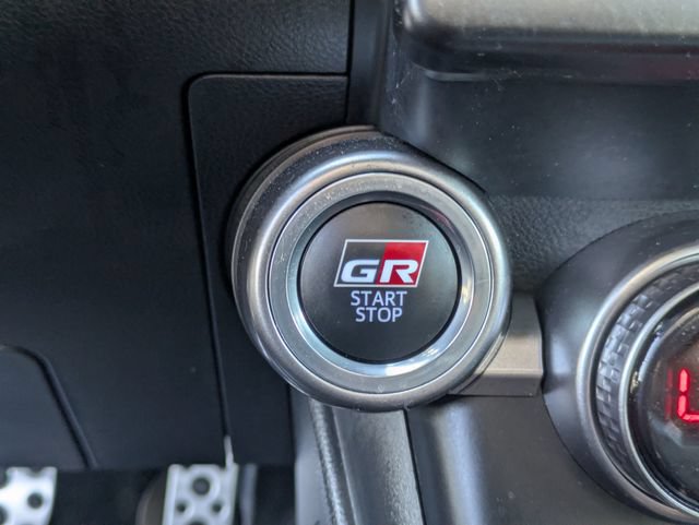 Used 2025 Toyota GR86 Premium w/ Performance Package RWD image 15