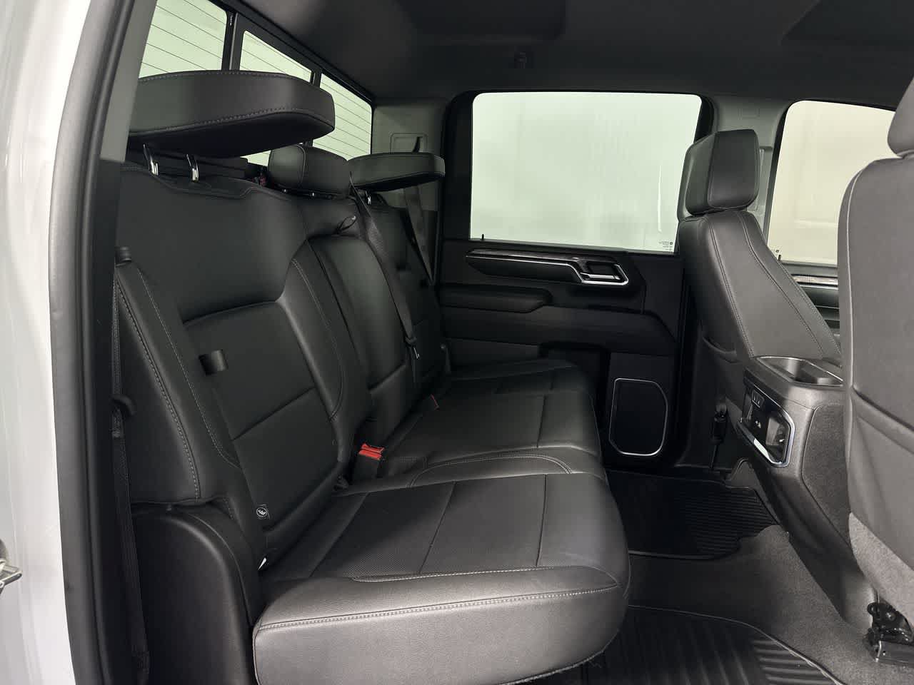 Used 2024 Chevrolet Silverado 2500 LTZ w/ LTZ Convenience Package AWD/4WD image 20