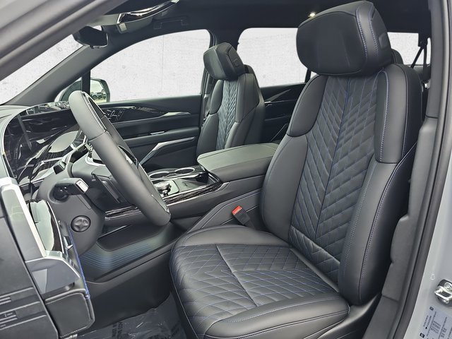 New 2026 Cadillac Escalade IQL Sport 1 w/ LPO, ONYX Package image 17