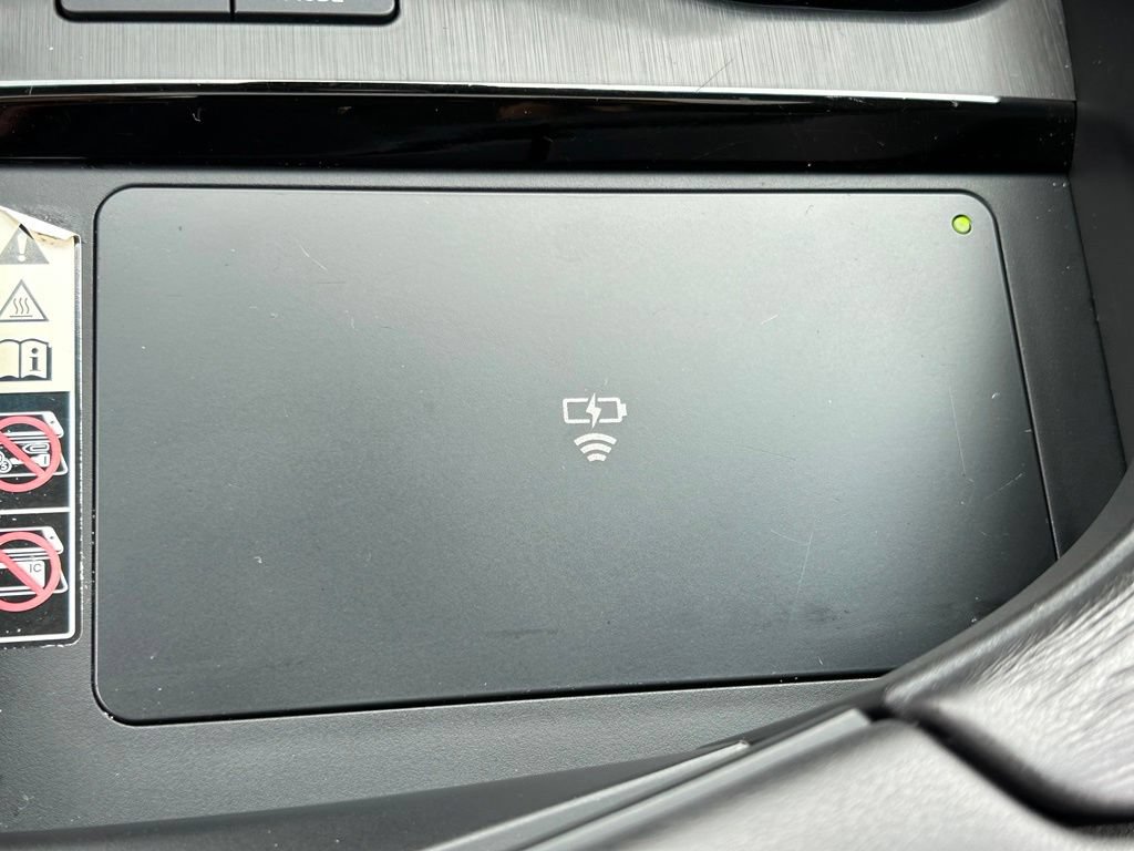 Used 2024 Lexus ES 300h w/ Premium Package FWD image 33