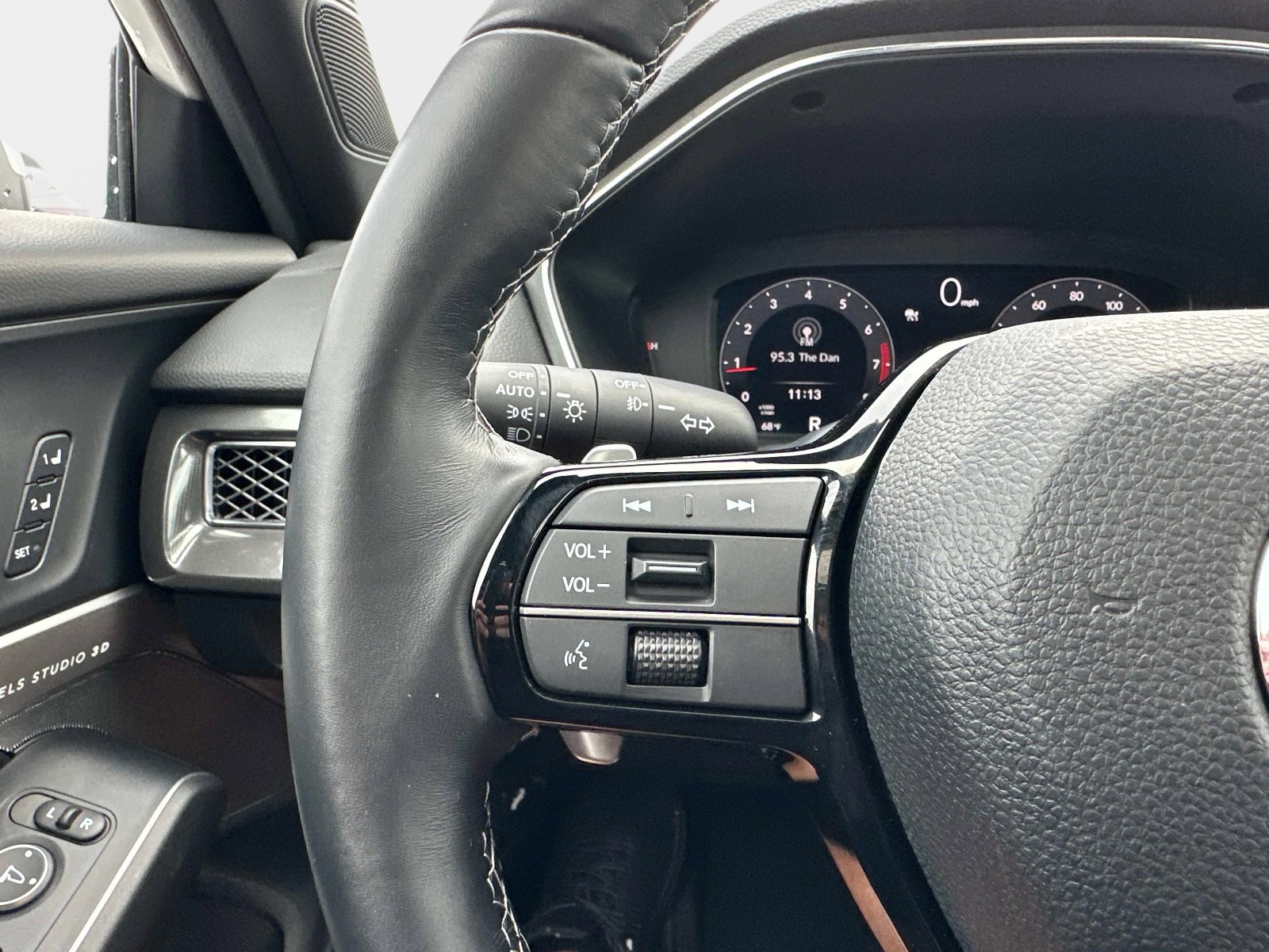 Certified 2025 Acura Integra A-Spec image 28