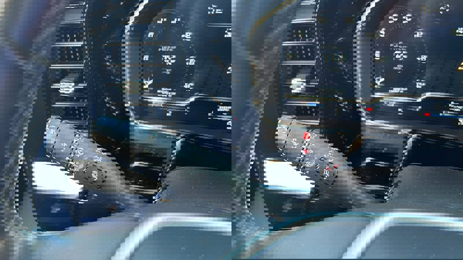 Used 2023 GMC Sierra 1500 Elevation image 16