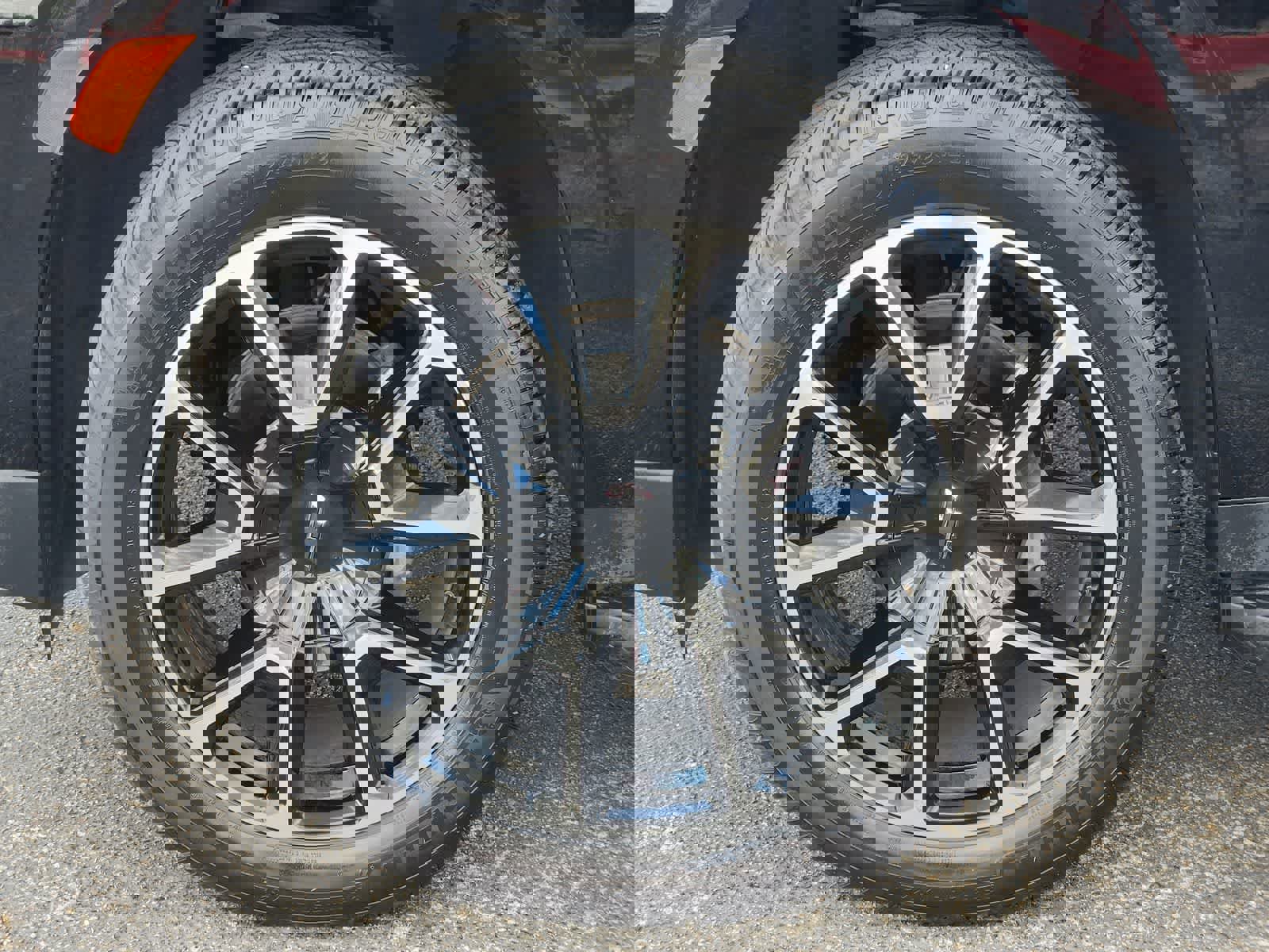 Used 2022 Chevrolet Tahoe RST w/ Luxury Package image 9