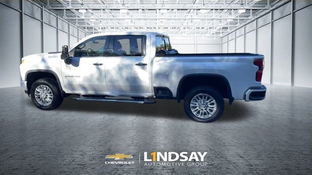 Used 2022 Chevrolet Silverado 2500 High Country w/ Technology Package image 7