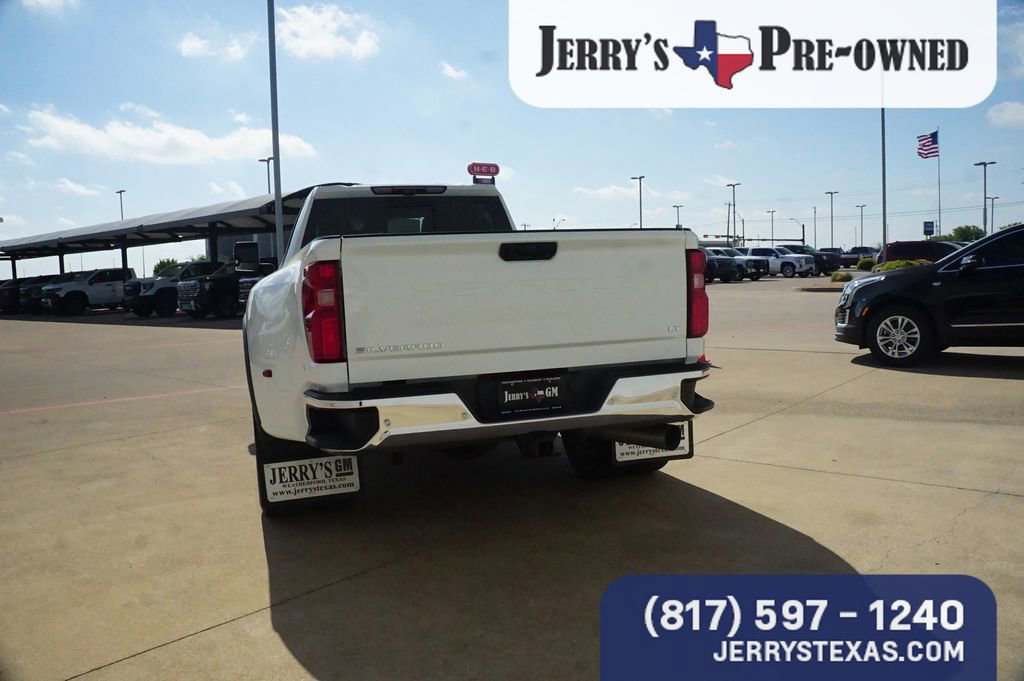 Used 2024 Chevrolet Silverado 3500 LT w/ Texas Edition image 4