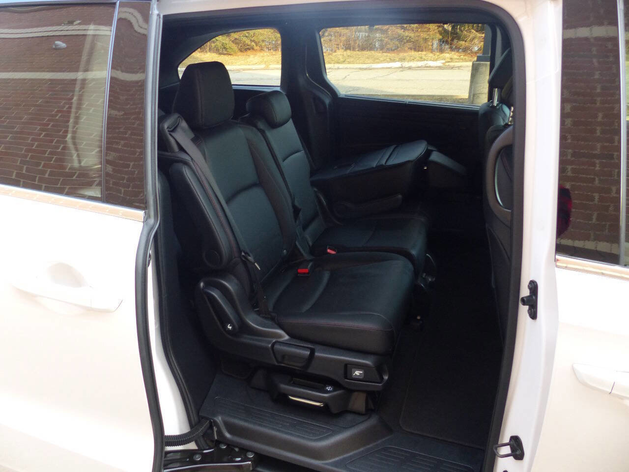 Used 2026 Honda Odyssey Sport-L image 37