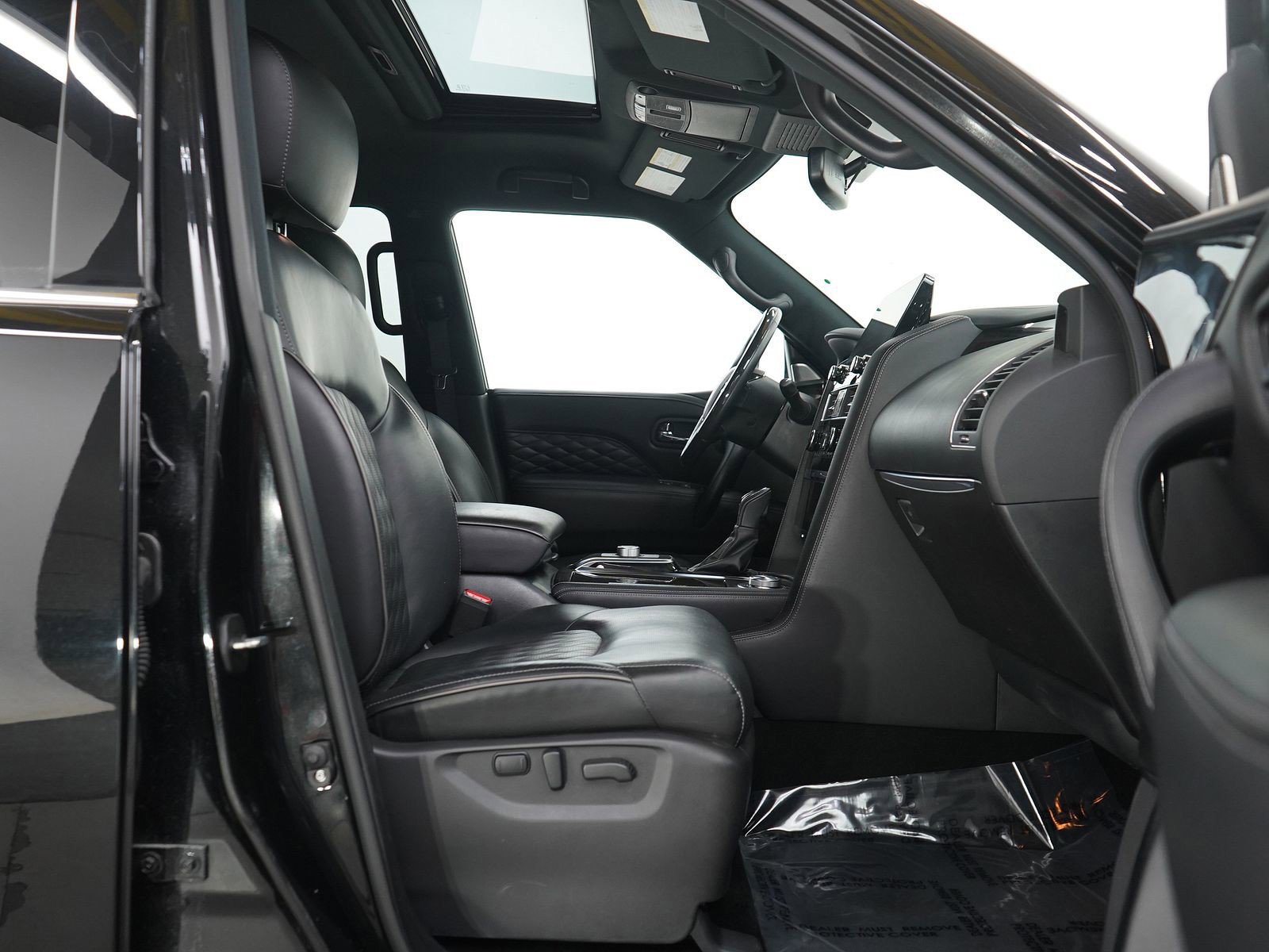 Used 2024 INFINITI QX80 Premium Select image 13