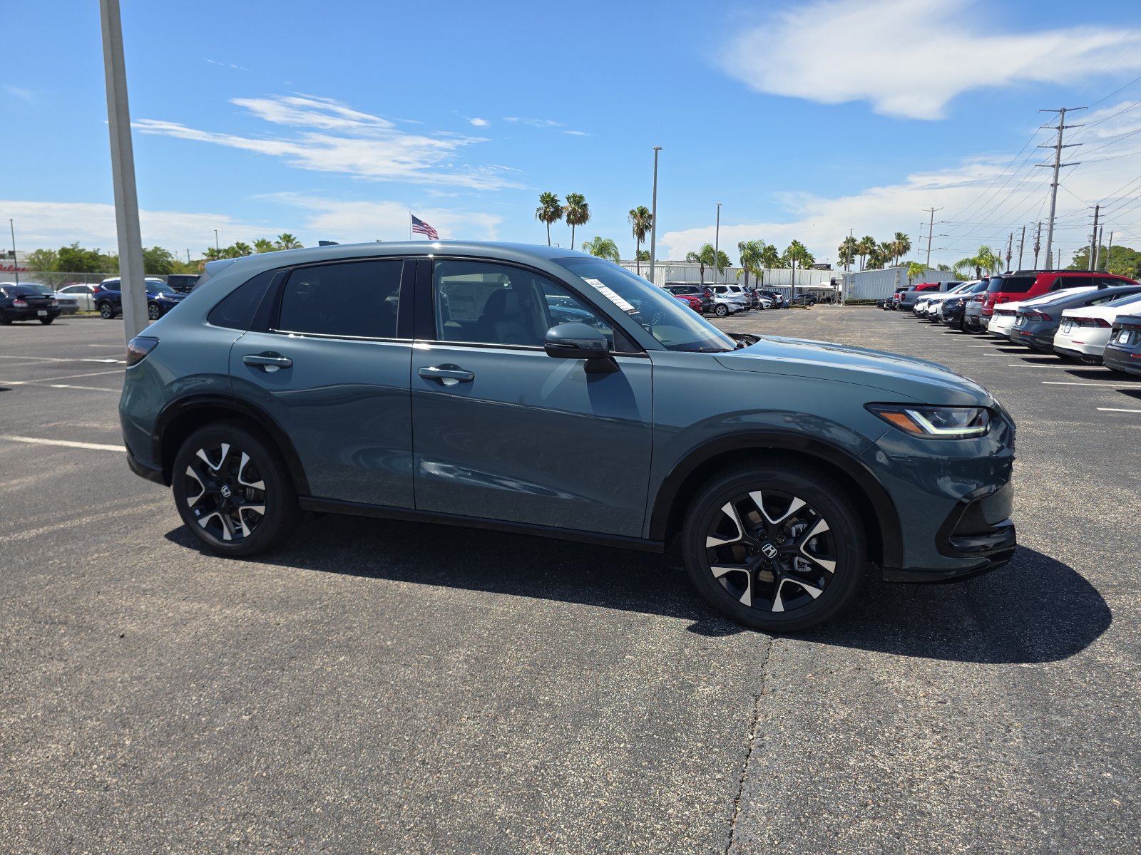 New 2027 Honda HR-V EX-L image 2