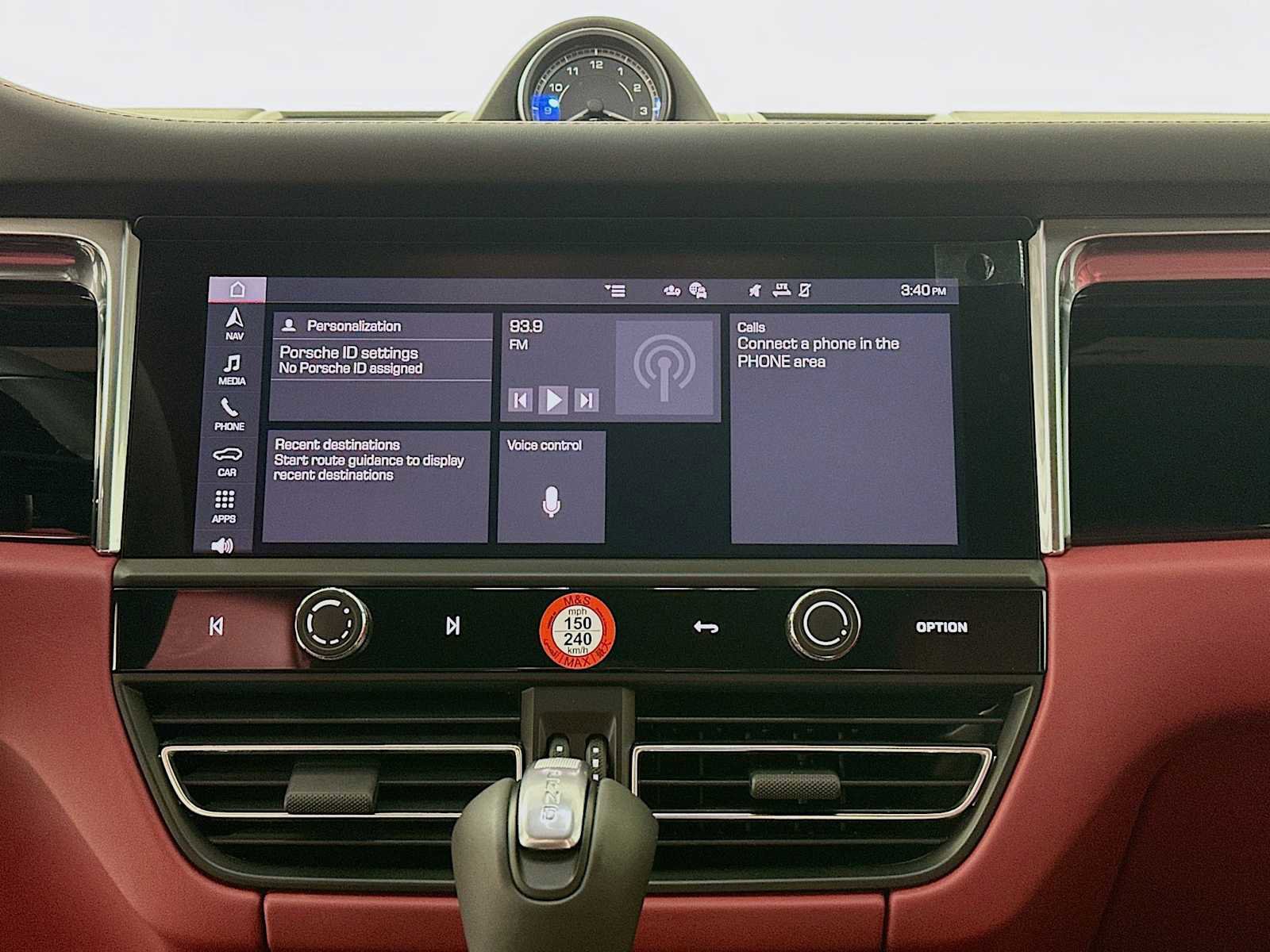 New 2026 Porsche Macan AWD/4WD image 17