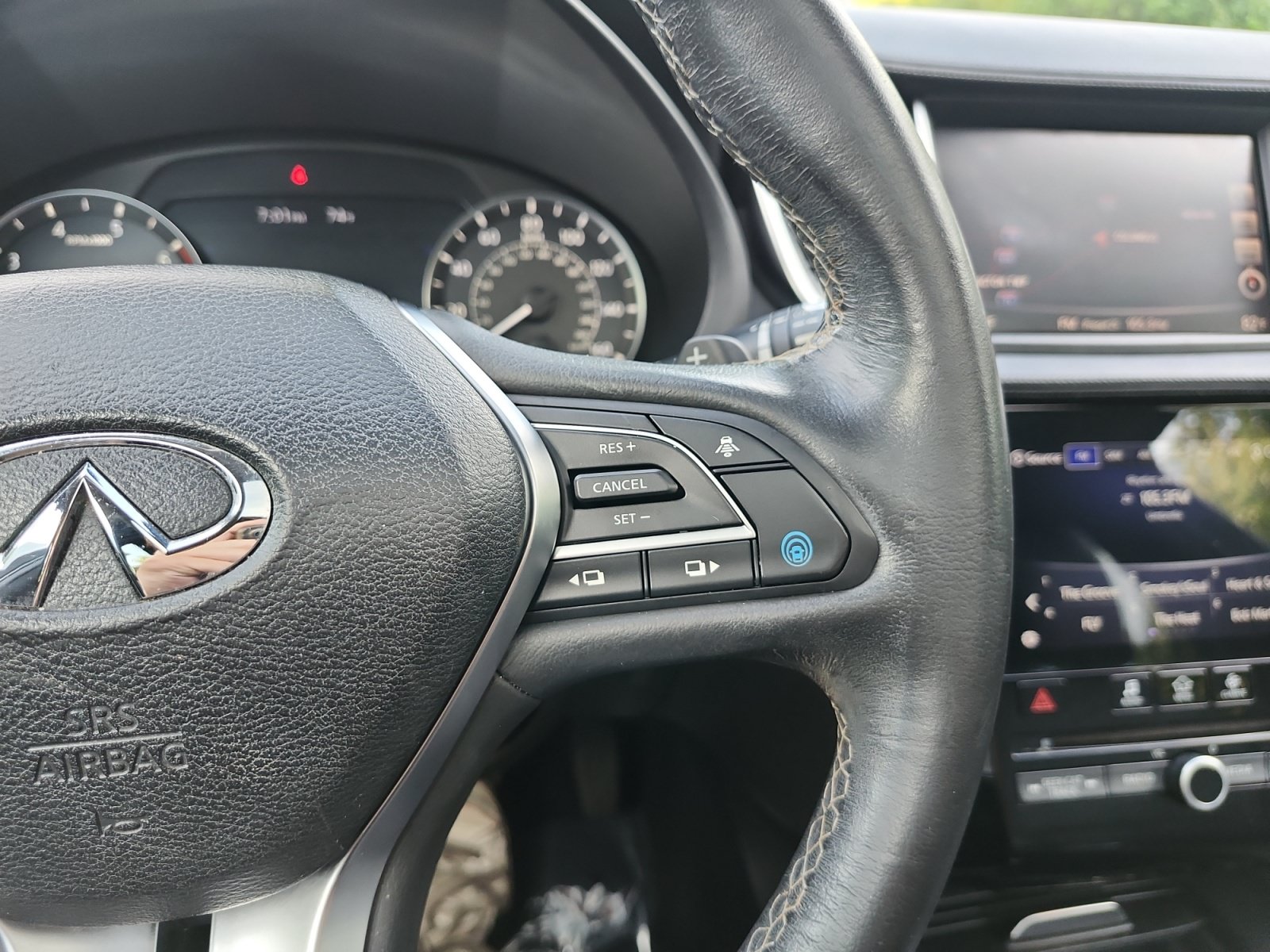 Used 2019 INFINITI QX50 Essential w/ Proactive Package AWD/4WD image 26