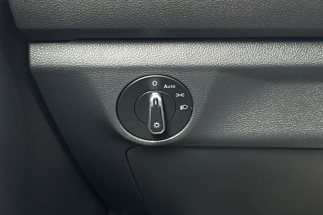 Used 2024 Volkswagen Jetta S image 28