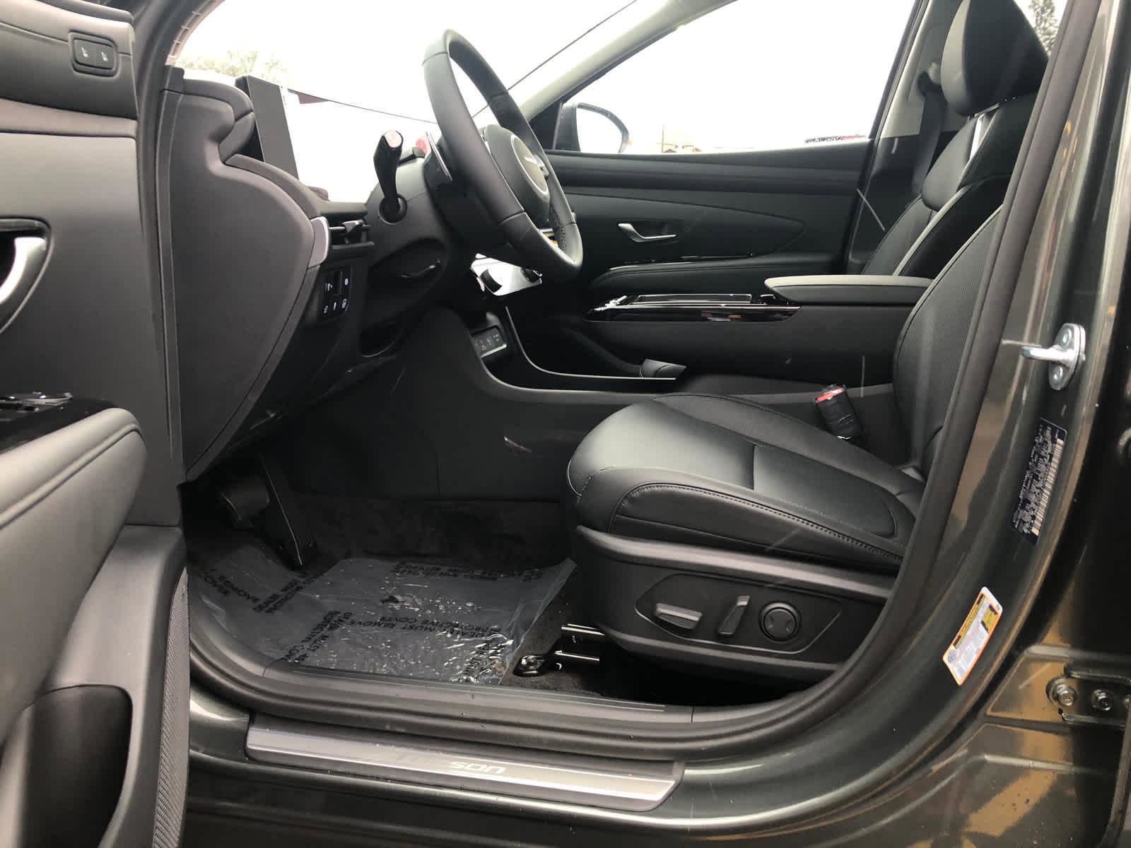 New 2026 Hyundai Tucson Limited image 28