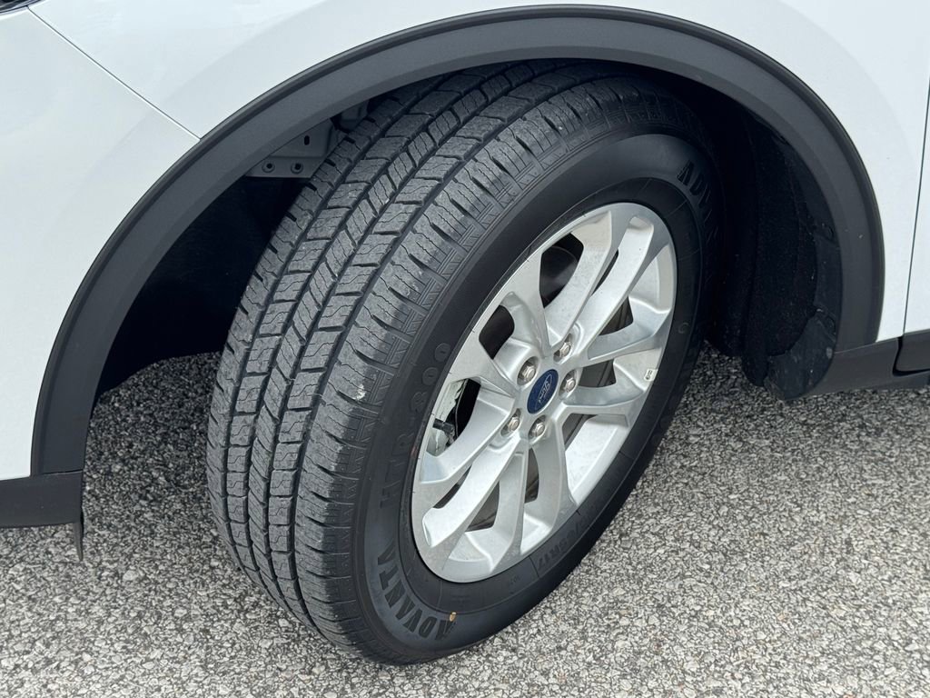 Used 2022 Ford Escape SE w/ Convenience Package FWD image 40