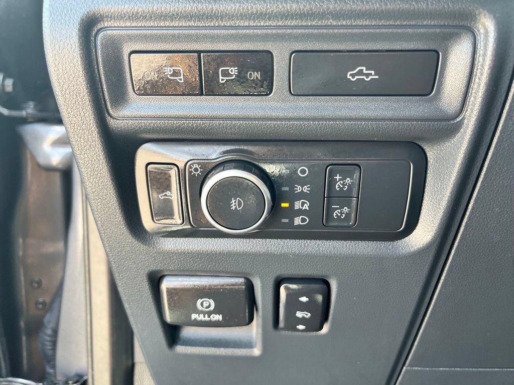 Used 2022 Ford F150 Lariat AWD/4WD image 15
