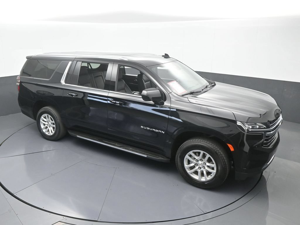 Used 2024 Chevrolet Suburban LT RWD image 56