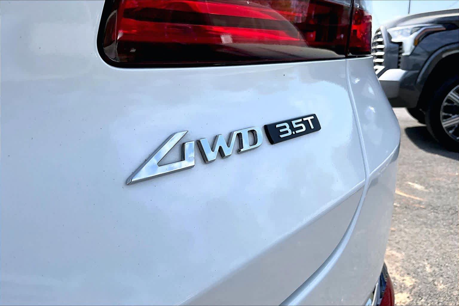 Used 2025 Genesis GV80 3.5T Prestige image 10