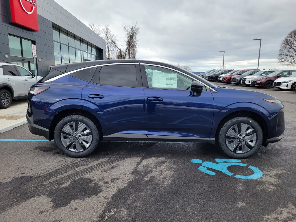 New 2025 Nissan Murano SL w/ Cargo Package AWD/4WD image 2