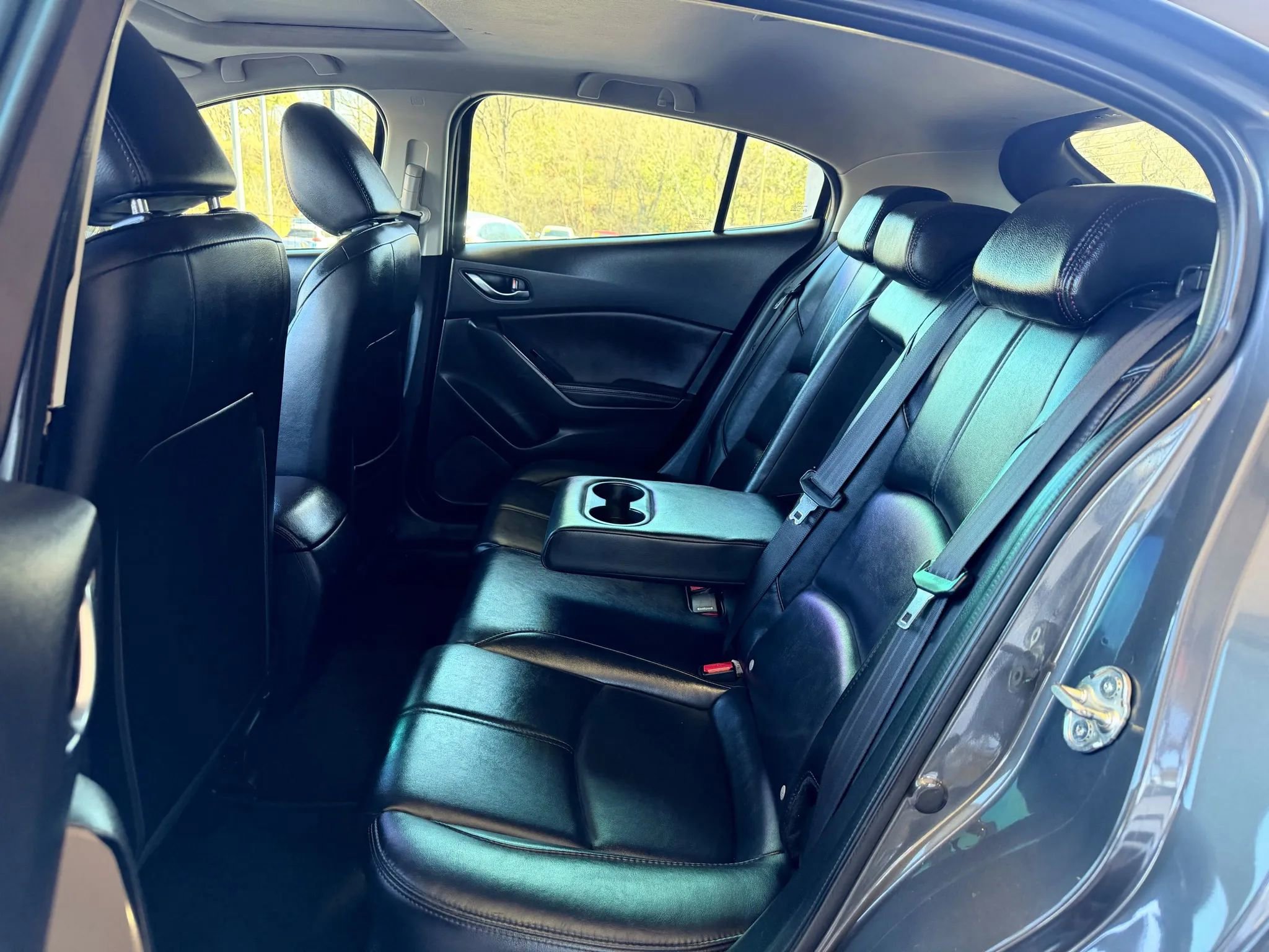 Used 2017 MAZDA MAZDA3 Touring image 22