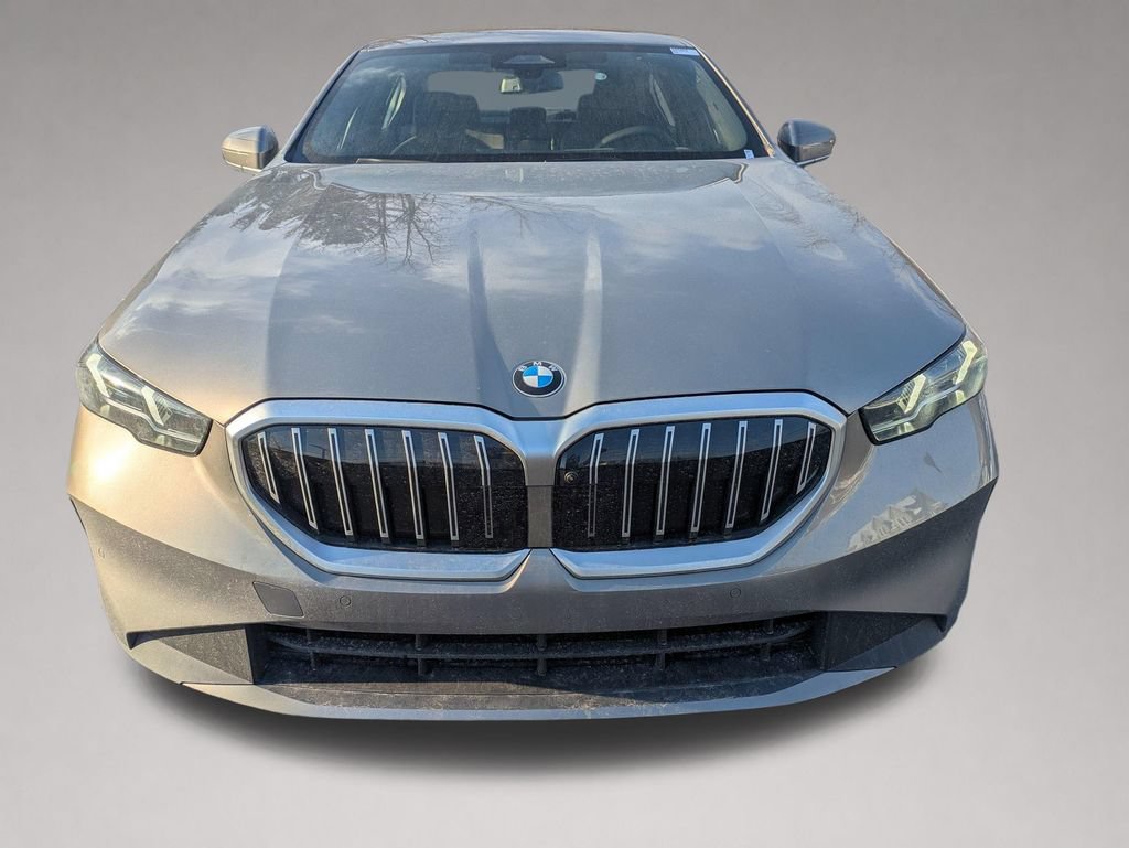 New 2026 BMW 530i xDrive w/ Premium Package AWD/4WD image 9