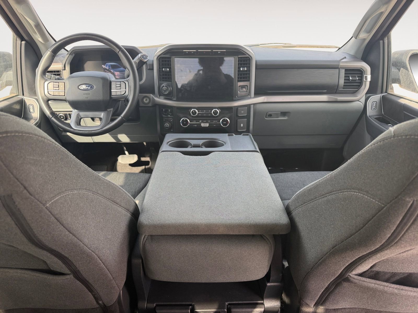 Used 2024 Ford F150 XLT w/ Tow/Haul Package image 10