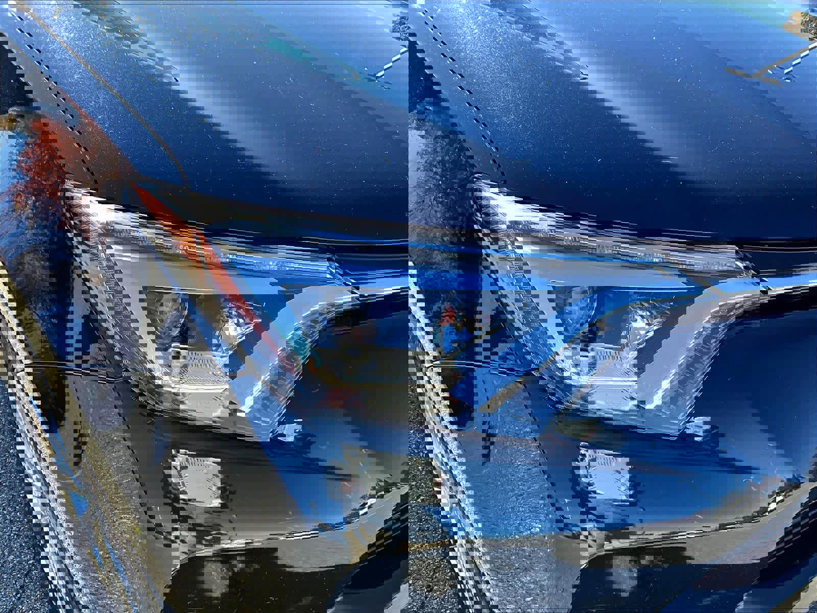 Used 2018 Toyota RAV4 Limited image 32