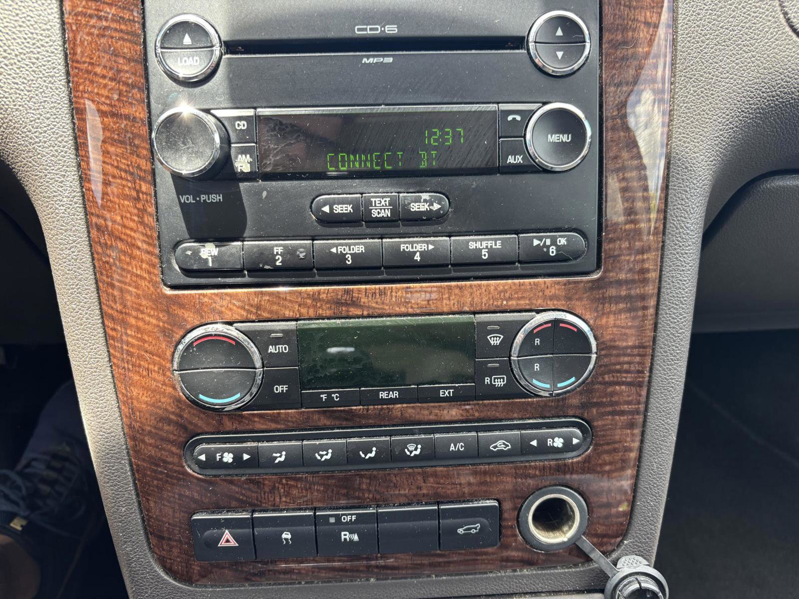 Used 2008 Ford Taurus X Eddie Bauer FWD image 13