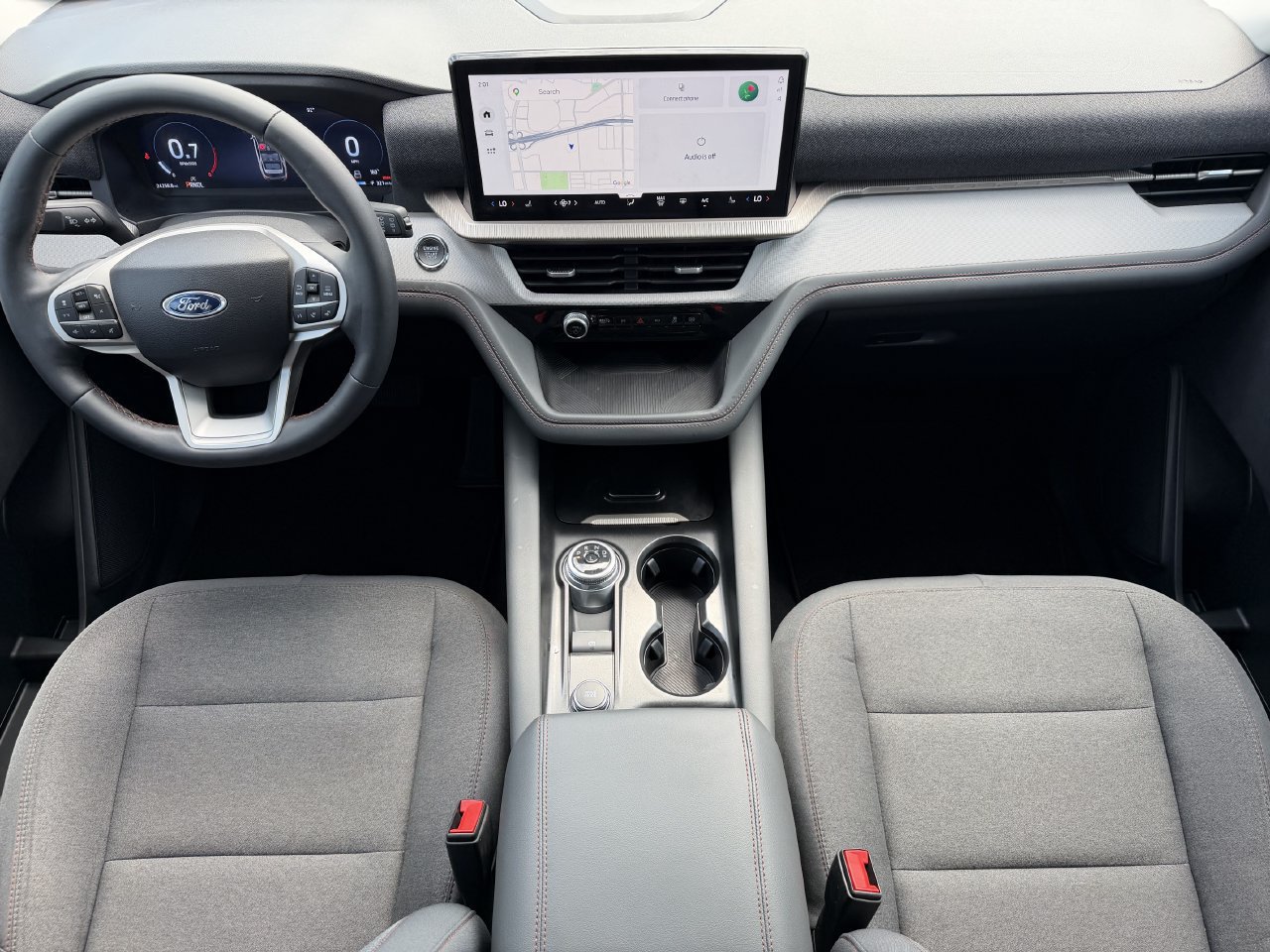 Used 2025 Ford Explorer Active RWD image 10