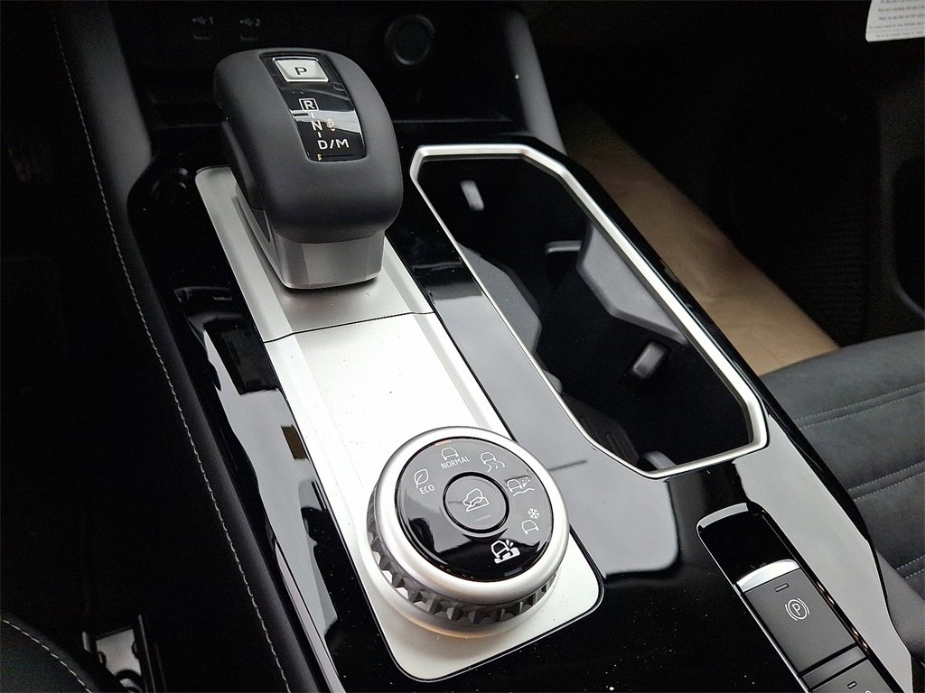 New 2026 Mitsubishi Outlander SE image 7