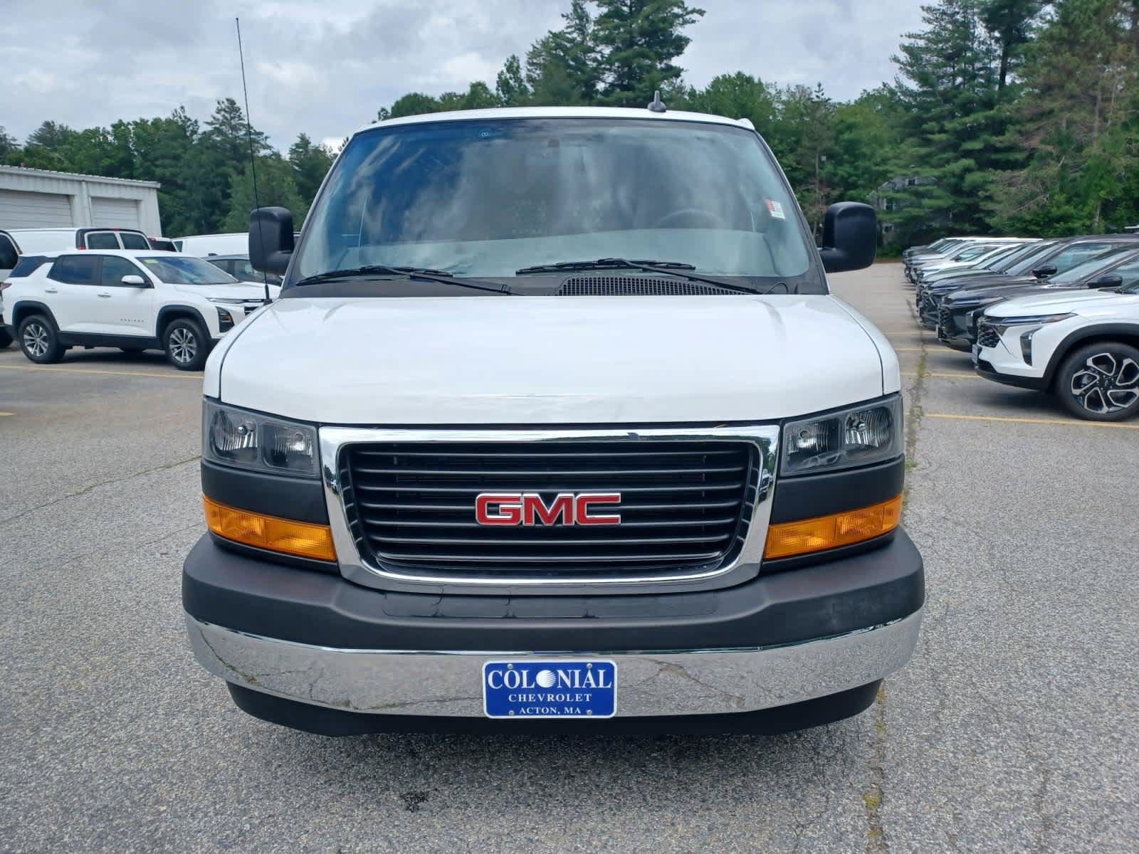 Used 2024 GMC Savana 2500 w/ Driver Convenience Package RWD image 16