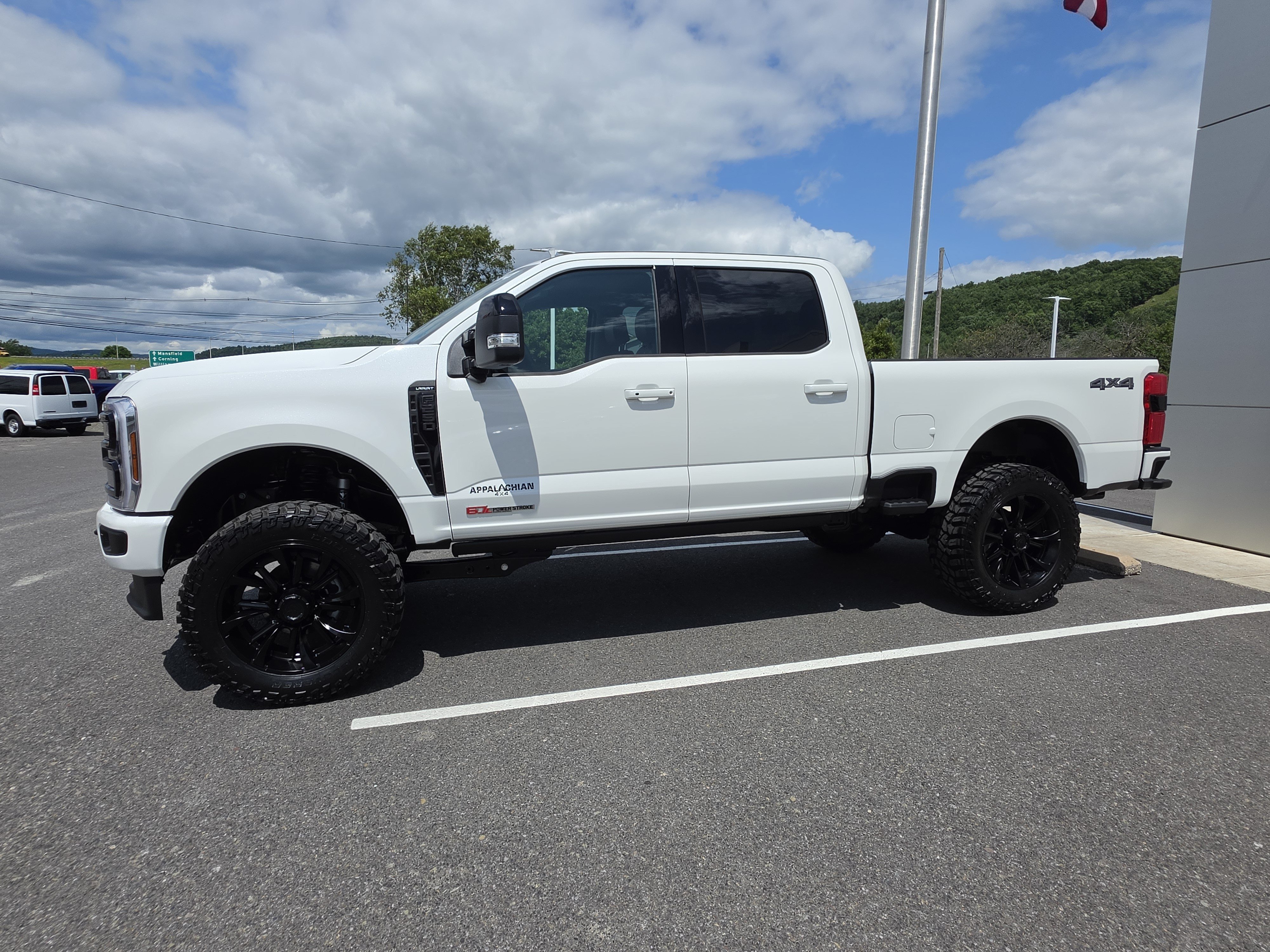 New 2026 Ford F250 Lariat w/ Black Appearance Package AWD/4WD image 7