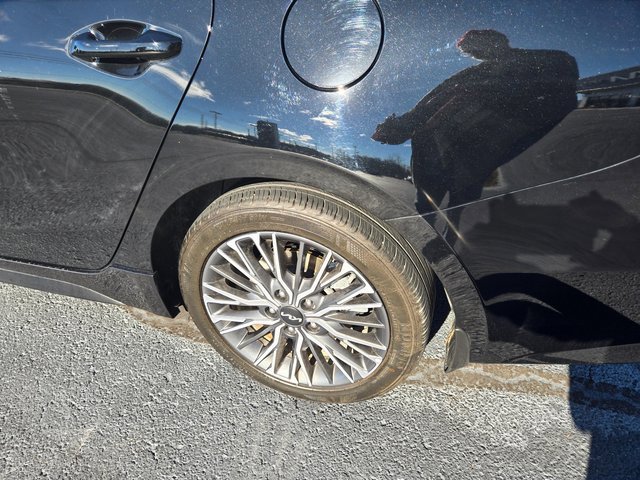 Used 2024 Kia Forte GT-Line w/ GT-Line Premium Package image 21