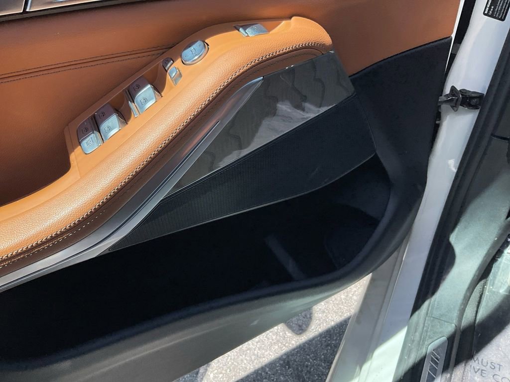 Used 2021 BMW X7 xDrive40i w/ M Sport Package image 14