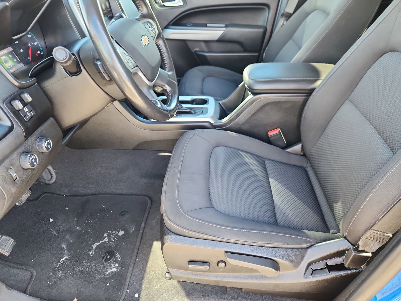 Used 2021 Chevrolet Colorado LT w/ Safety Package image 10