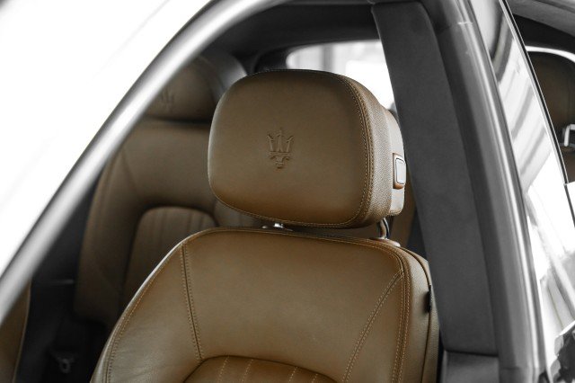 Used 2018 Maserati Levante image 25