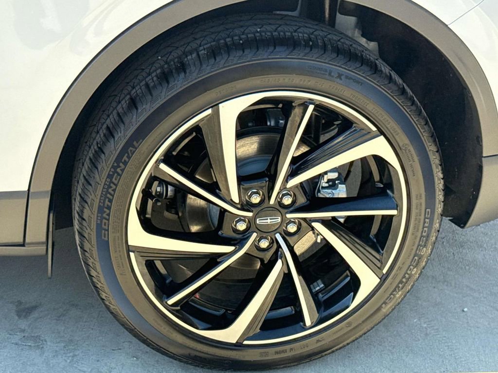 Used 2025 Lincoln Corsair Reserve image 31