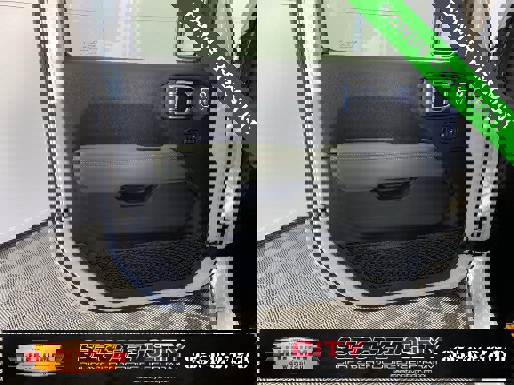 New 2026 Jeep Gladiator Mojave image 12