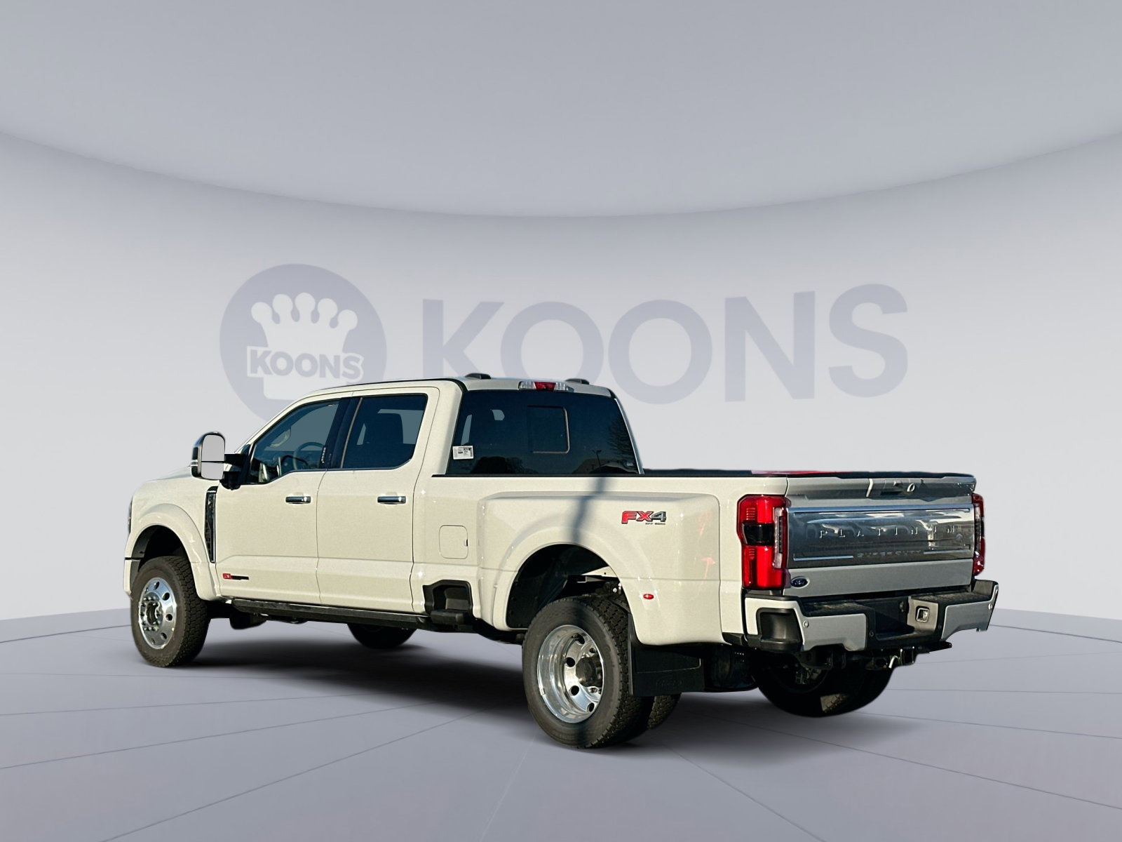 New 2026 Ford F450 Platinum w/ Platinum Plus Package image 4