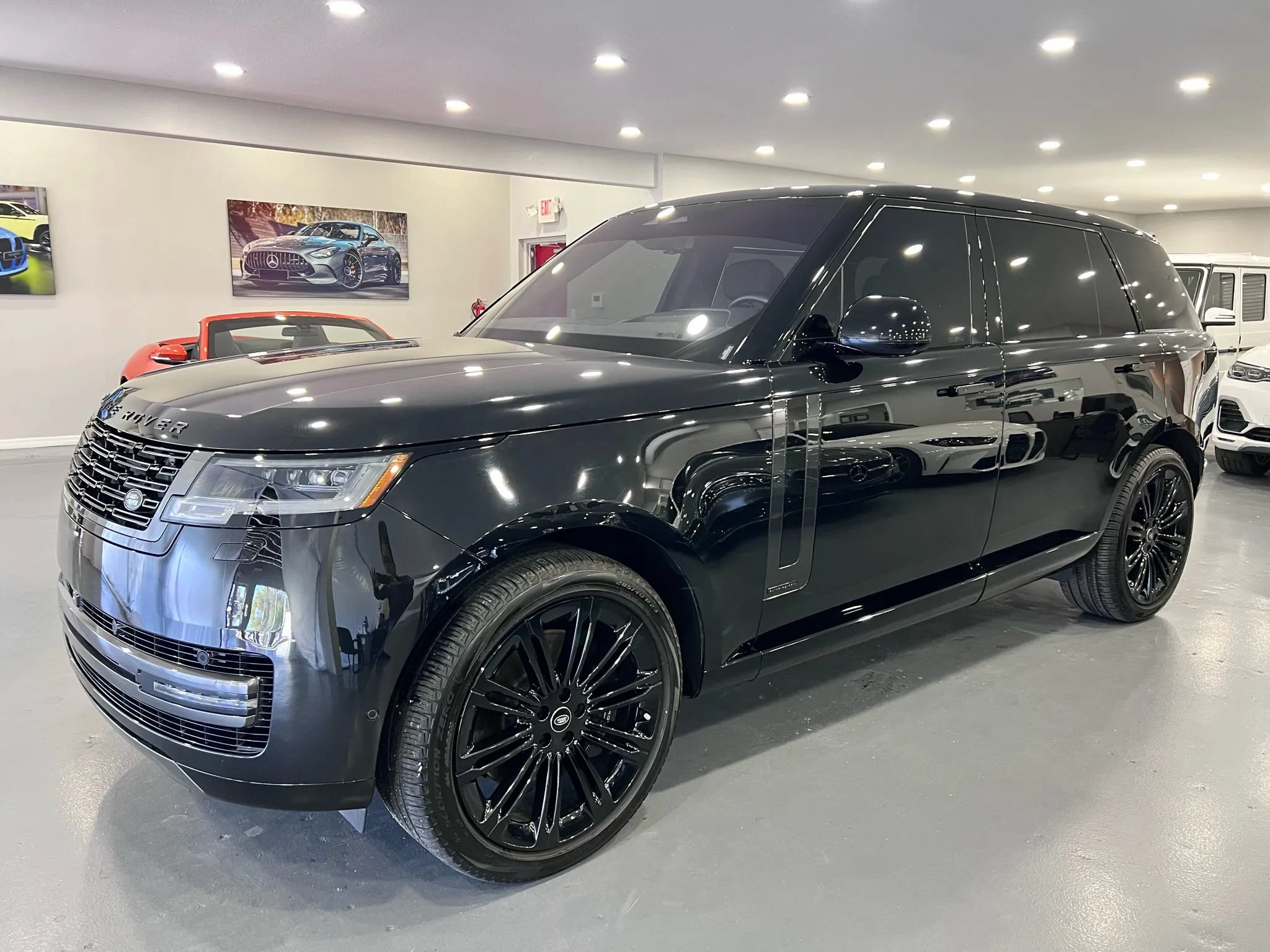 Used 2023 Land Rover Range Rover Long Wheelbase Autobiography AWD/4WD image 3