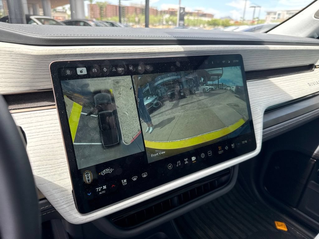 Used 2026 Rivian R1T Premium AWD/4WD image 9