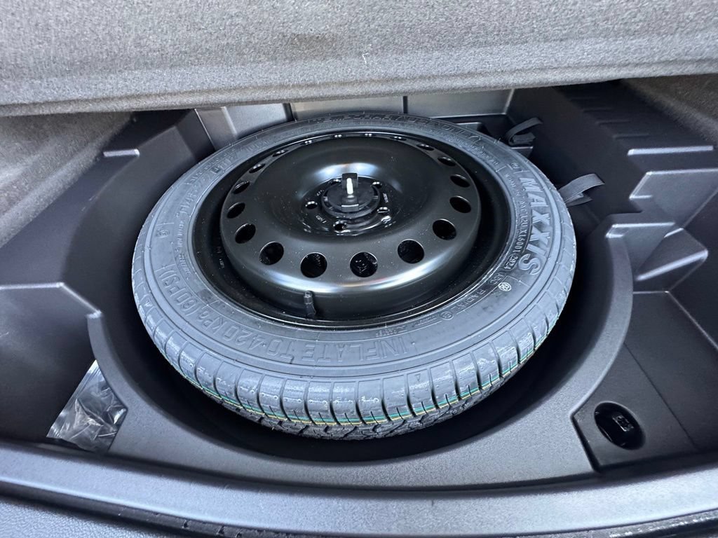 Used 2025 Buick Envision Sport Touring AWD/4WD image 29