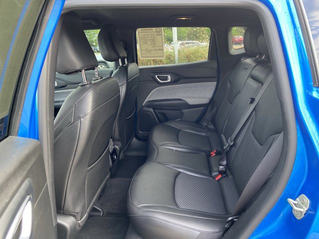 Used 2024 Jeep Compass Latitude AWD/4WD image 48