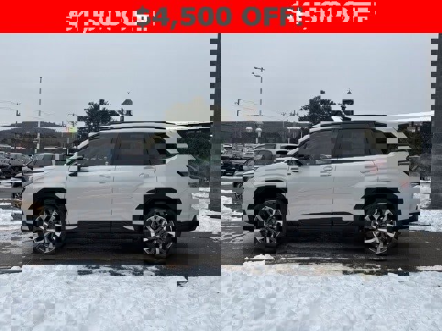 New 2025 Subaru Forester Touring image 8