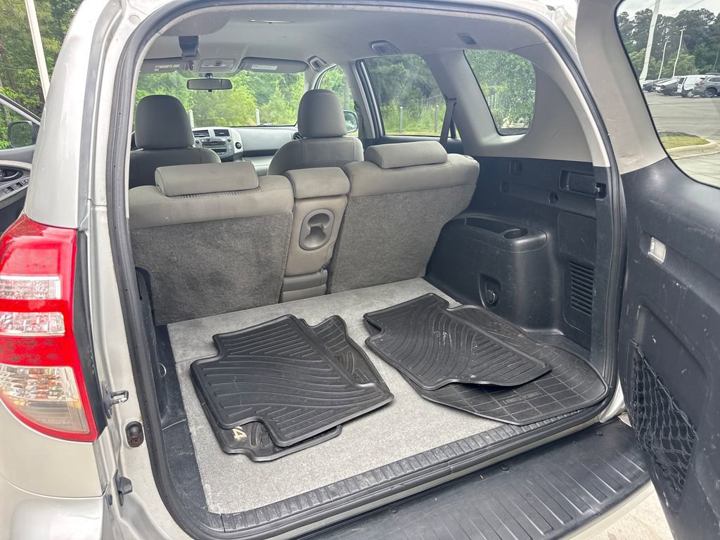 Used 2011 Toyota RAV4 2WD w/ Base L4 Extra Value Pkg image 31