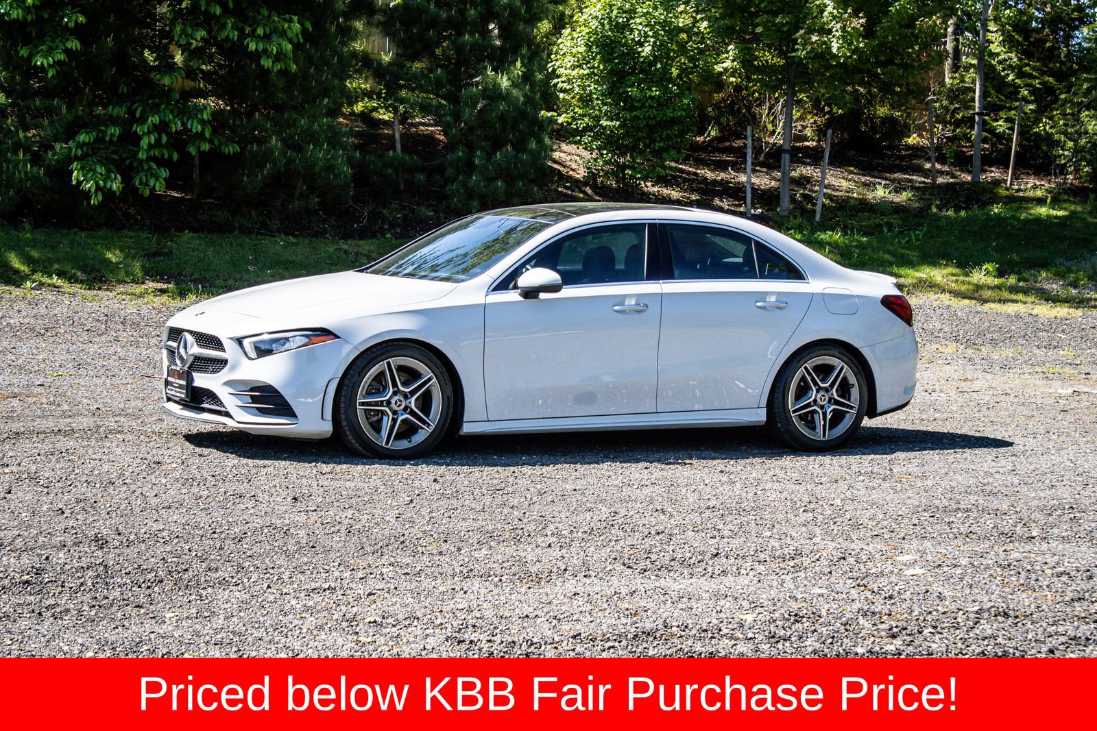Used 2020 Mercedes-Benz A 220 4MATIC w/ AMG Line image 3