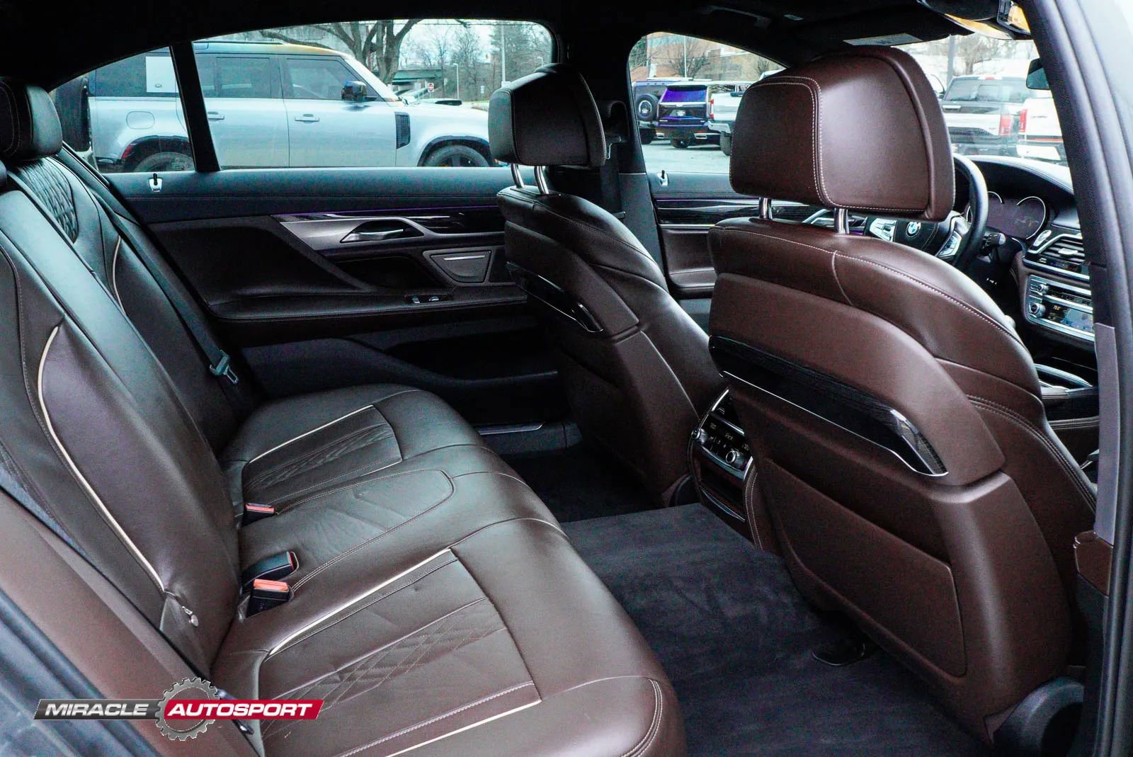 Used 2016 BMW 750i RWD image 37