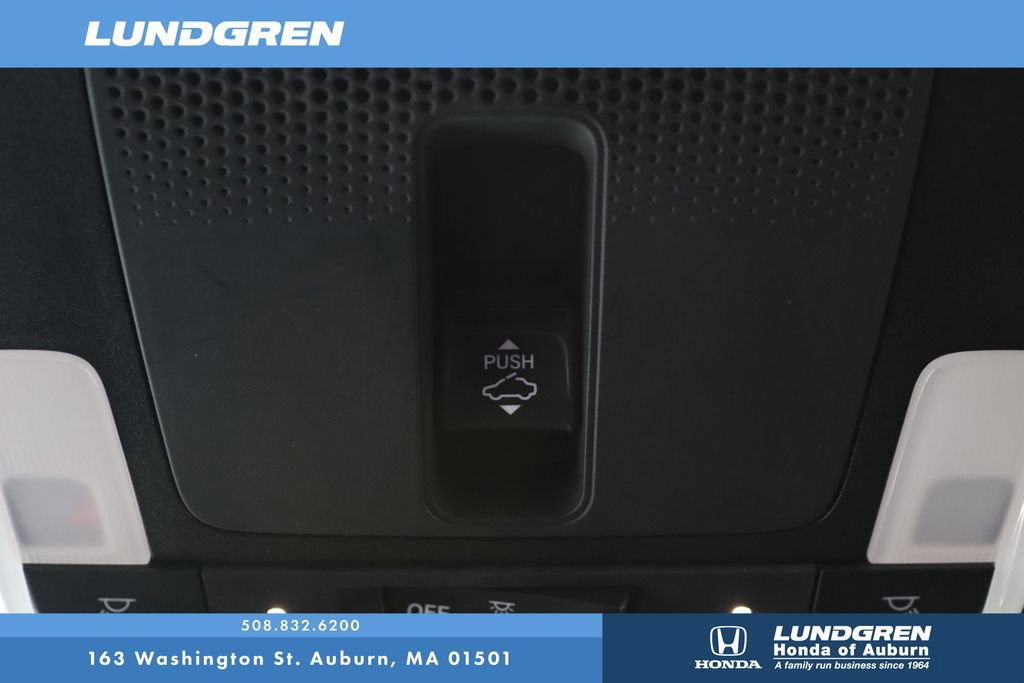 Used 2025 Honda CR-V Sport Touring image 31
