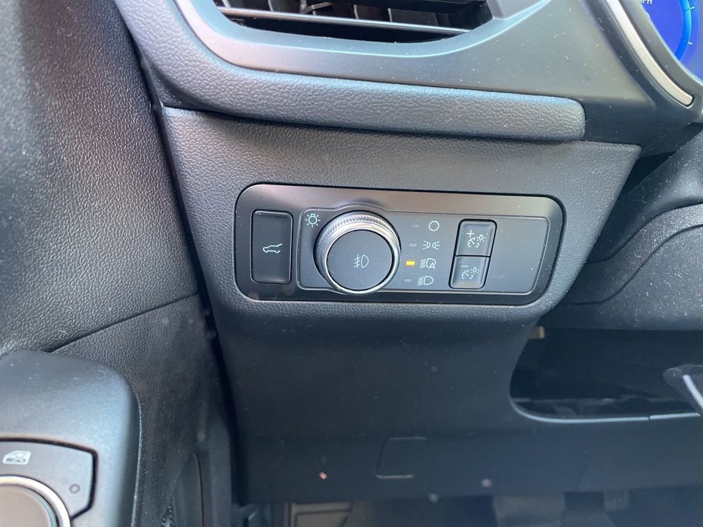 Used 2022 Ford Escape SEL w/ Technology Package image 26