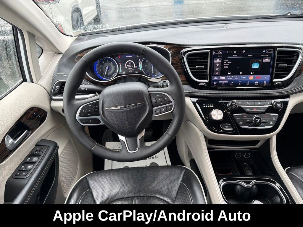 Used 2024 Chrysler Pacifica Limited image 17