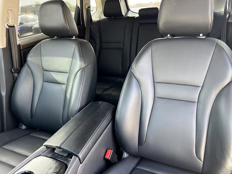 Certified 2023 Nissan Rogue SV w/ SV Premium B Package image 13